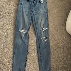 Women's American eagle Blue Distressed Jeans